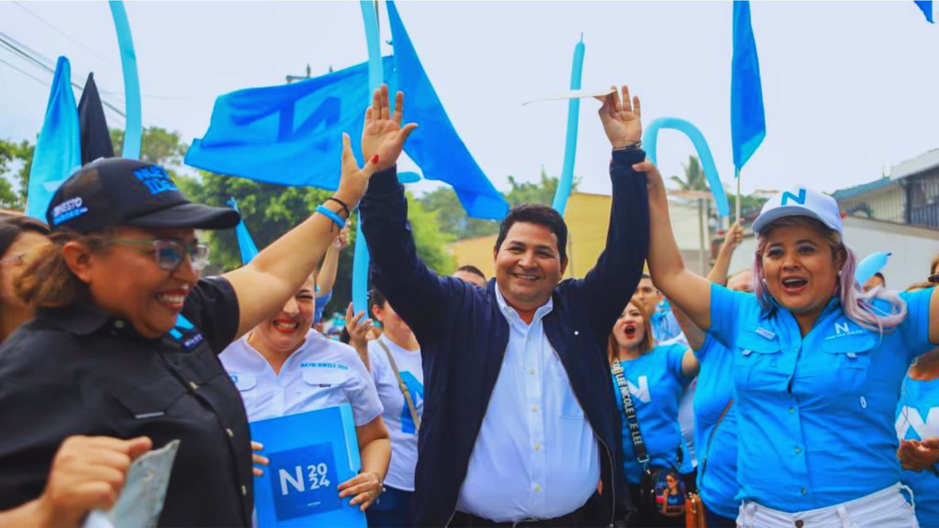 jose-chicas-se-inscribe-como-precandidato-a-alcalde-de-san-salvador-este